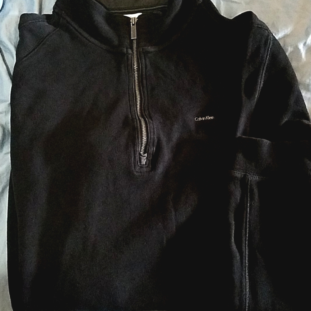 Calvin Klein Large Half Zip Pullover
